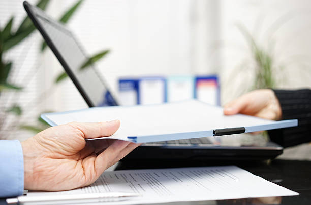 增額終身壽險(xiǎn)和終身壽險(xiǎn)區(qū)別？從事養(yǎng)老保險(xiǎn)銷(xiāo)售考什么證書(shū)？