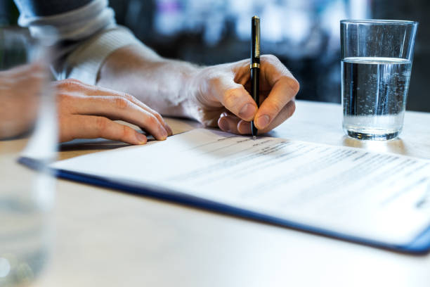 中國(guó)人壽重疾險(xiǎn)怎么賣？需不需要考RHM健康風(fēng)險(xiǎn)管理師證書？