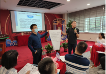 銀行內(nèi)訓(xùn)