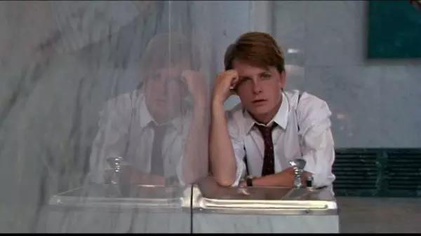 《發(fā)達(dá)之路》(The Secret of My Success)(1987)