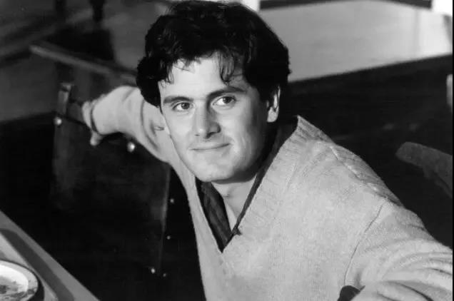 《巴塞羅那》(Barcelona)(1994)