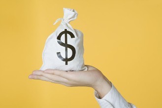 CPA持證人資格在會(huì)計(jì)師事務(wù)所吃香,成為影響薪資的重要因素之一