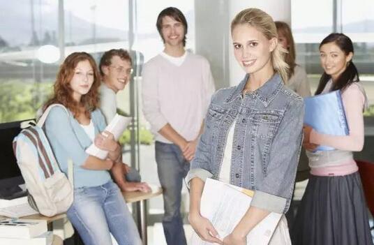 FRM和CFA如何選擇