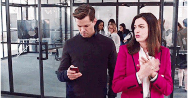 因為我不想為了事業(yè)發(fā)展，為了獲得更多財富，而過分犧牲生活。