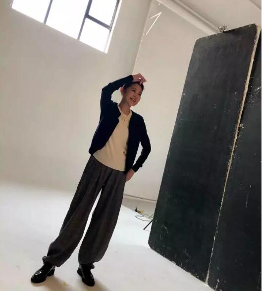 倪萍奶奶減肥20斤，秒變倪萍大姐，自律真可怕，減肥堪比整容是真的!